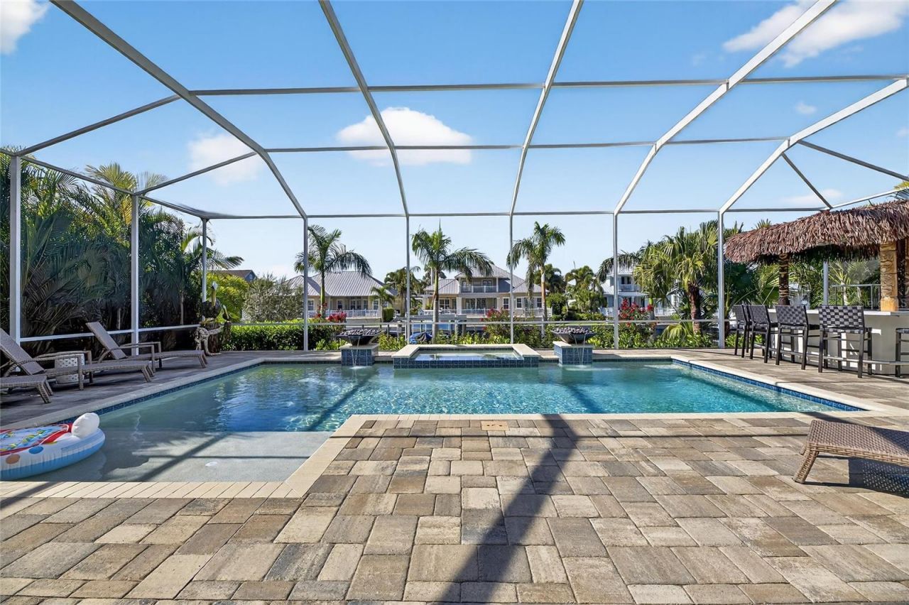 998 Signet Drive, Apollo Beach, FL 33572 Photo