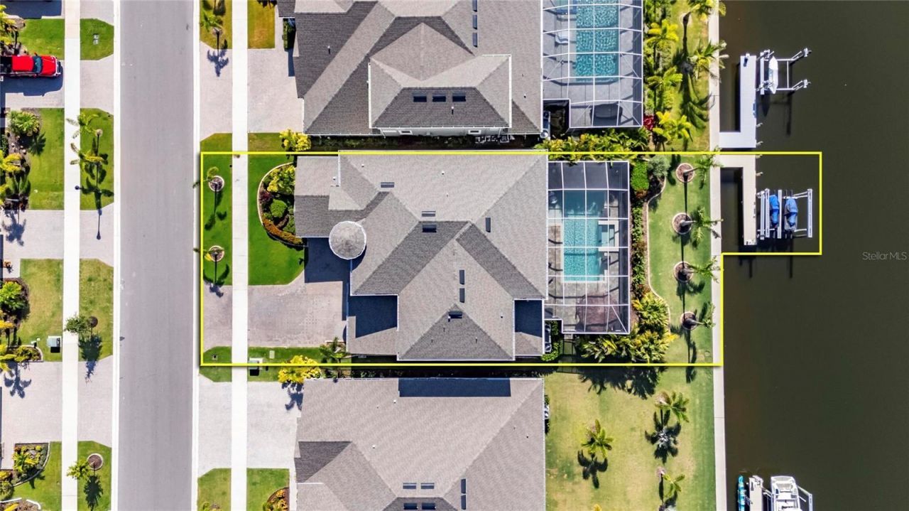 998 Signet Drive, Apollo Beach, FL 33572 Photo