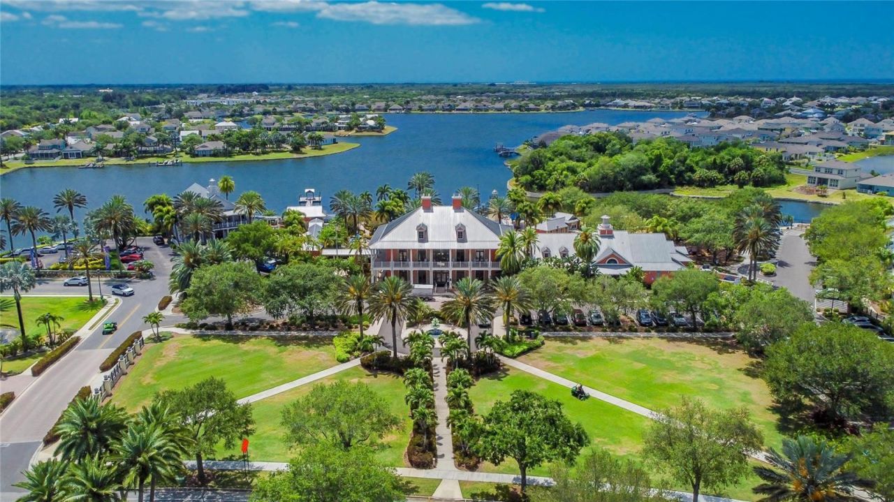 998 Signet Drive, Apollo Beach, FL 33572 Photo