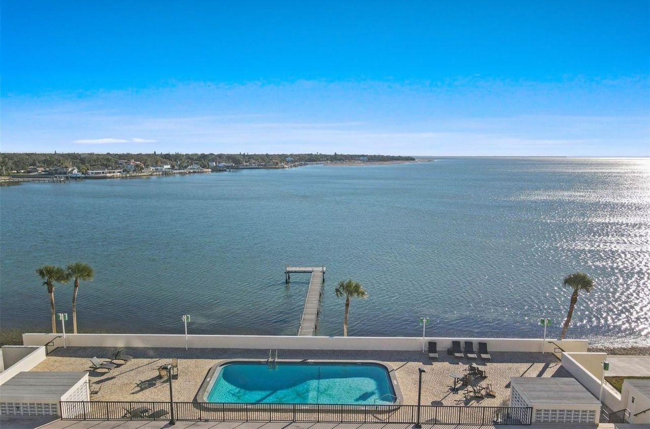 7100 Sunshine Skyway Lane S, Unit 503, Saint Petersburg, FL 33711 Photo