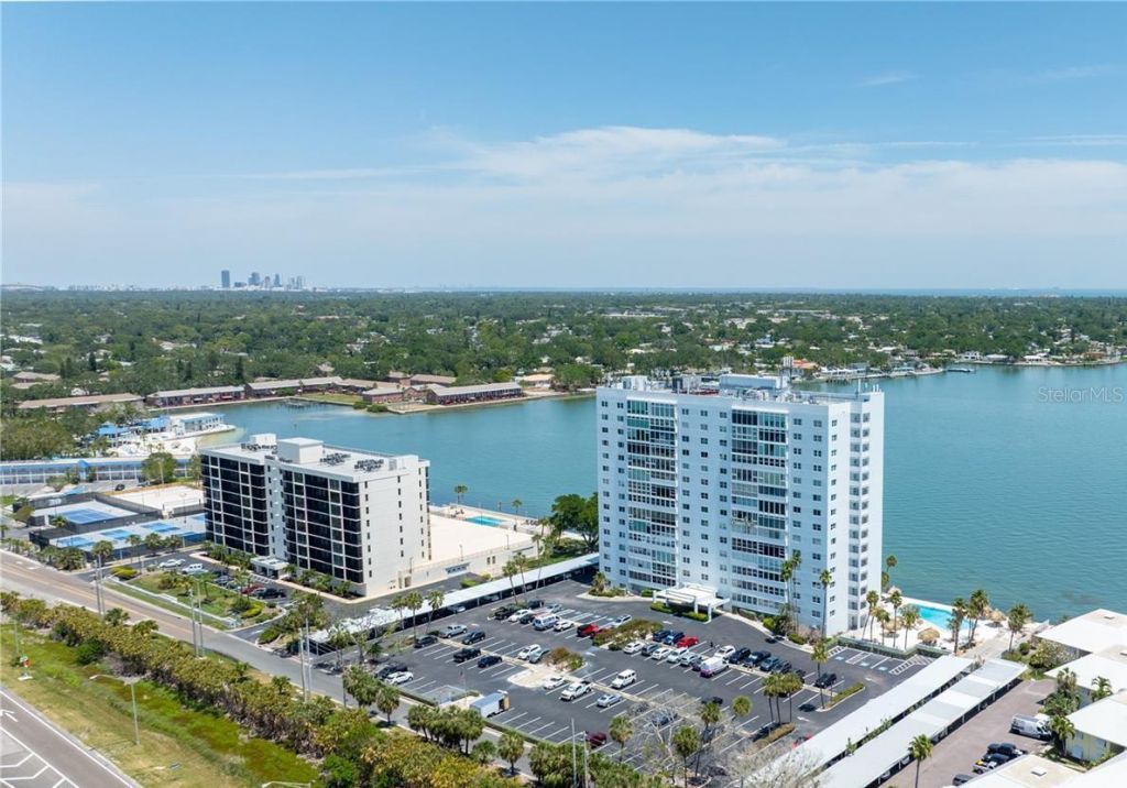 7100 Sunshine Skyway Lane S, Unit 503, Saint Petersburg, FL 33711 Photo