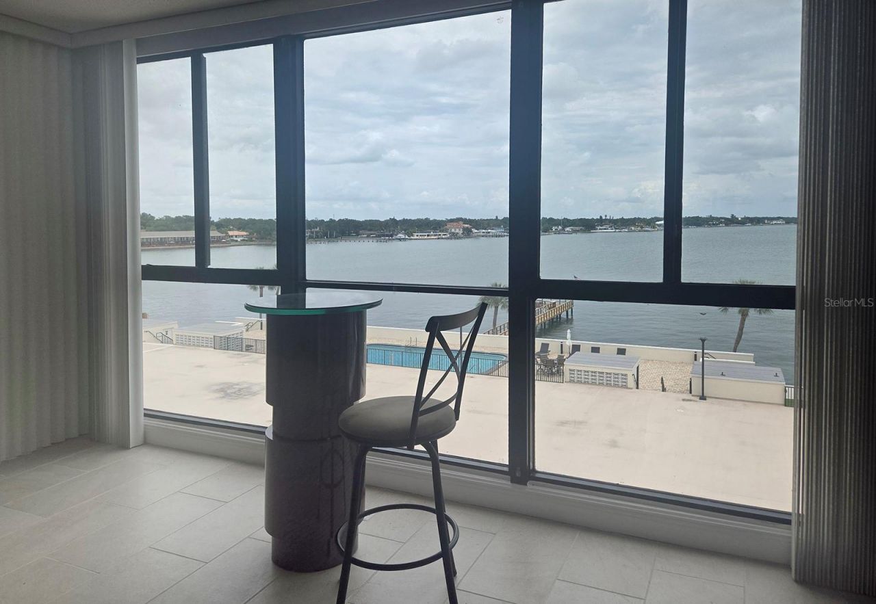 7100 Sunshine Skyway Lane S, Unit 503, Saint Petersburg, FL 33711 Photo