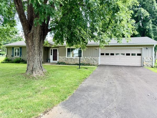 1117 W Watson Drive, Crawfordsville, IN 47933