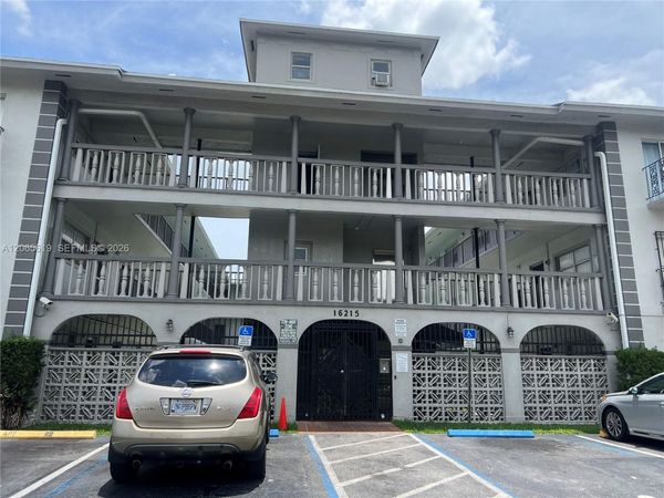16215 NE 18th Ct , Unit 111, North Miami Beach, FL 33162