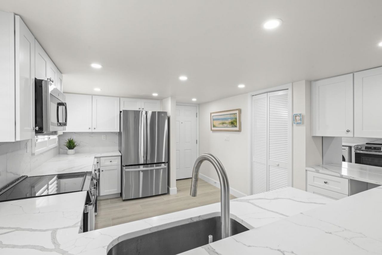 671 E Gulf Dr, Unit 3A1, Sanibel, FL 33957 Photo