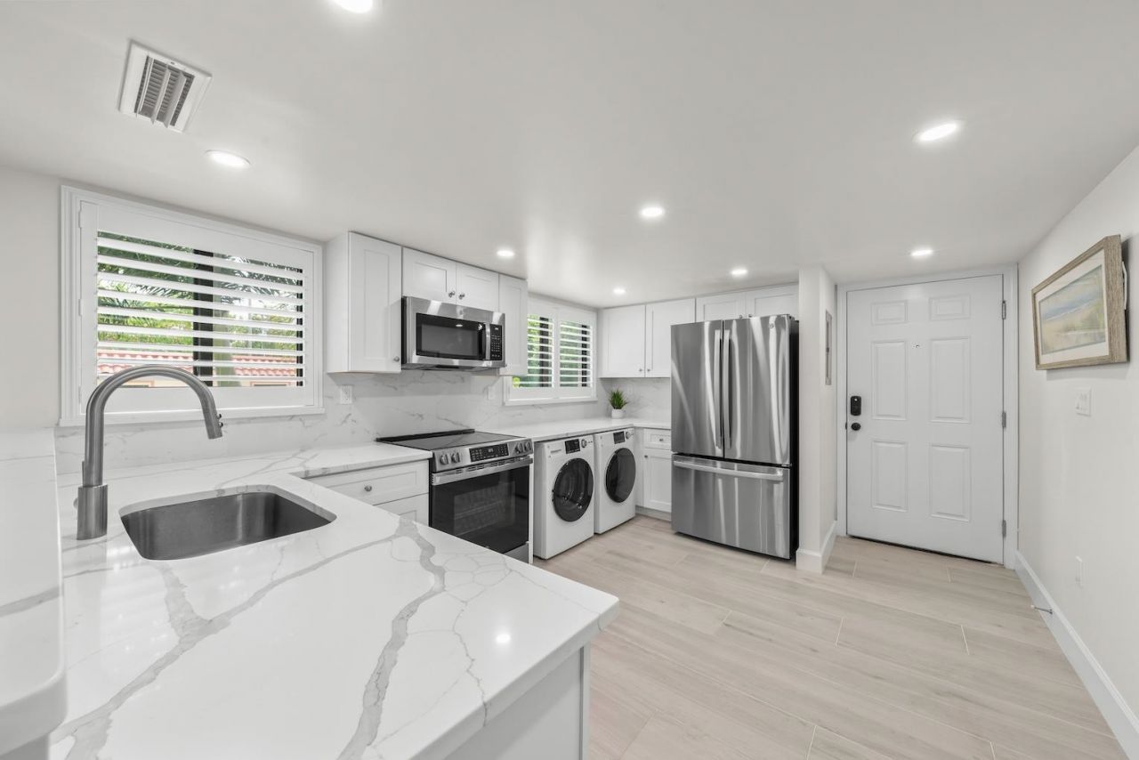 671 E Gulf Dr, Unit 3A1, Sanibel, FL 33957 Photo
