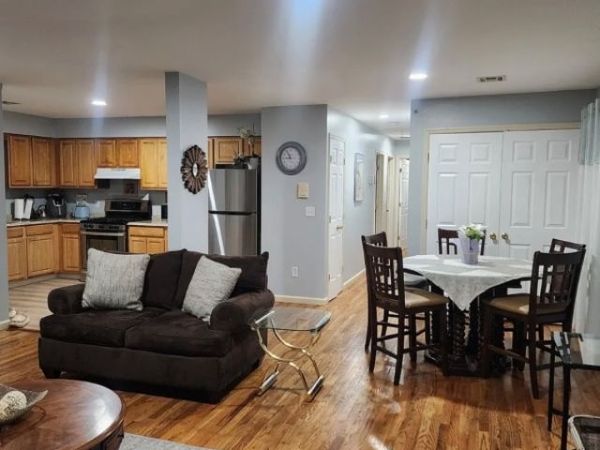 212 Astor St, Newark, NJ 07114