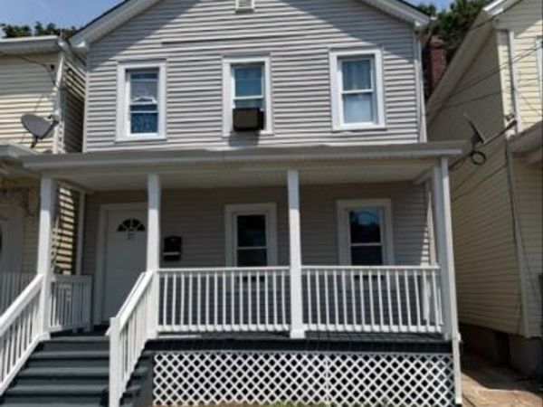27 Alexander St, New Brunswick, NJ 08901