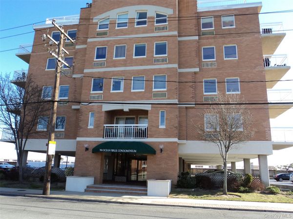 780 W Broadway , Unit 3G, Long Beach, NY 11561