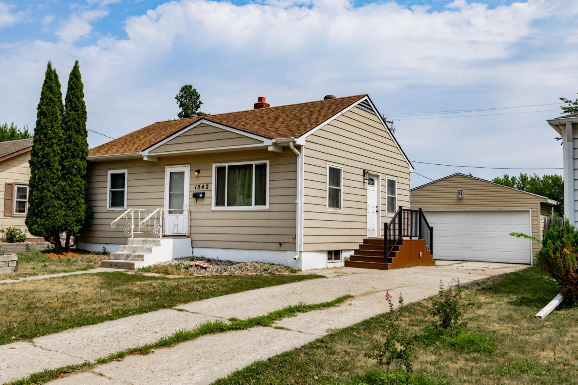 1542 13 1/2 Street S, Fargo, ND 58103 Main Photo