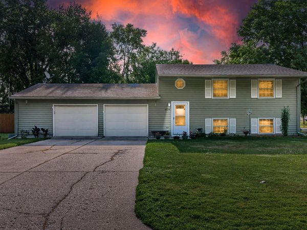 6124 Gettysburg Avenue N, New Hope, MN 55428