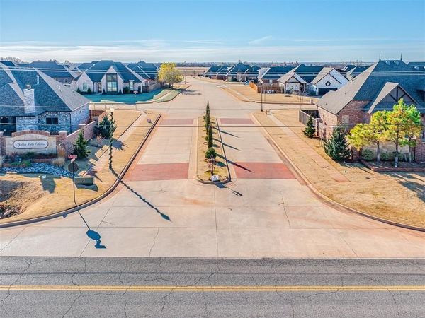 2341 W Sunset Drive, Mustang, OK 73064