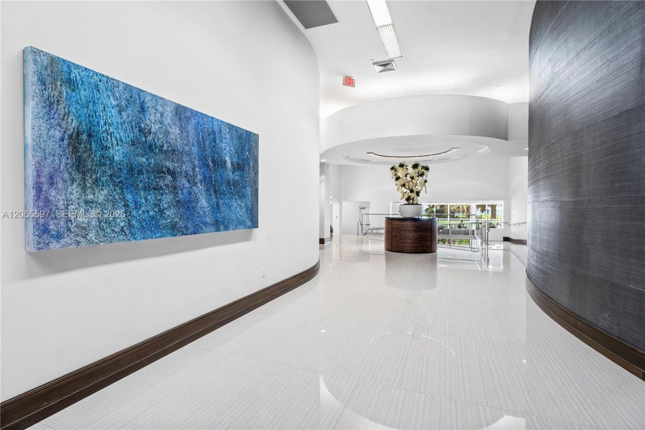 16485 Collins Ave , Unit PH35C, Sunny Isles Beach, FL 33160 Photo