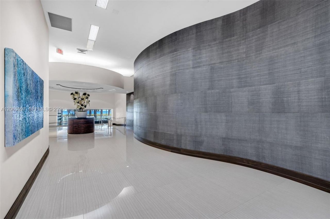 16485 Collins Ave , Unit PH35C, Sunny Isles Beach, FL 33160 Photo