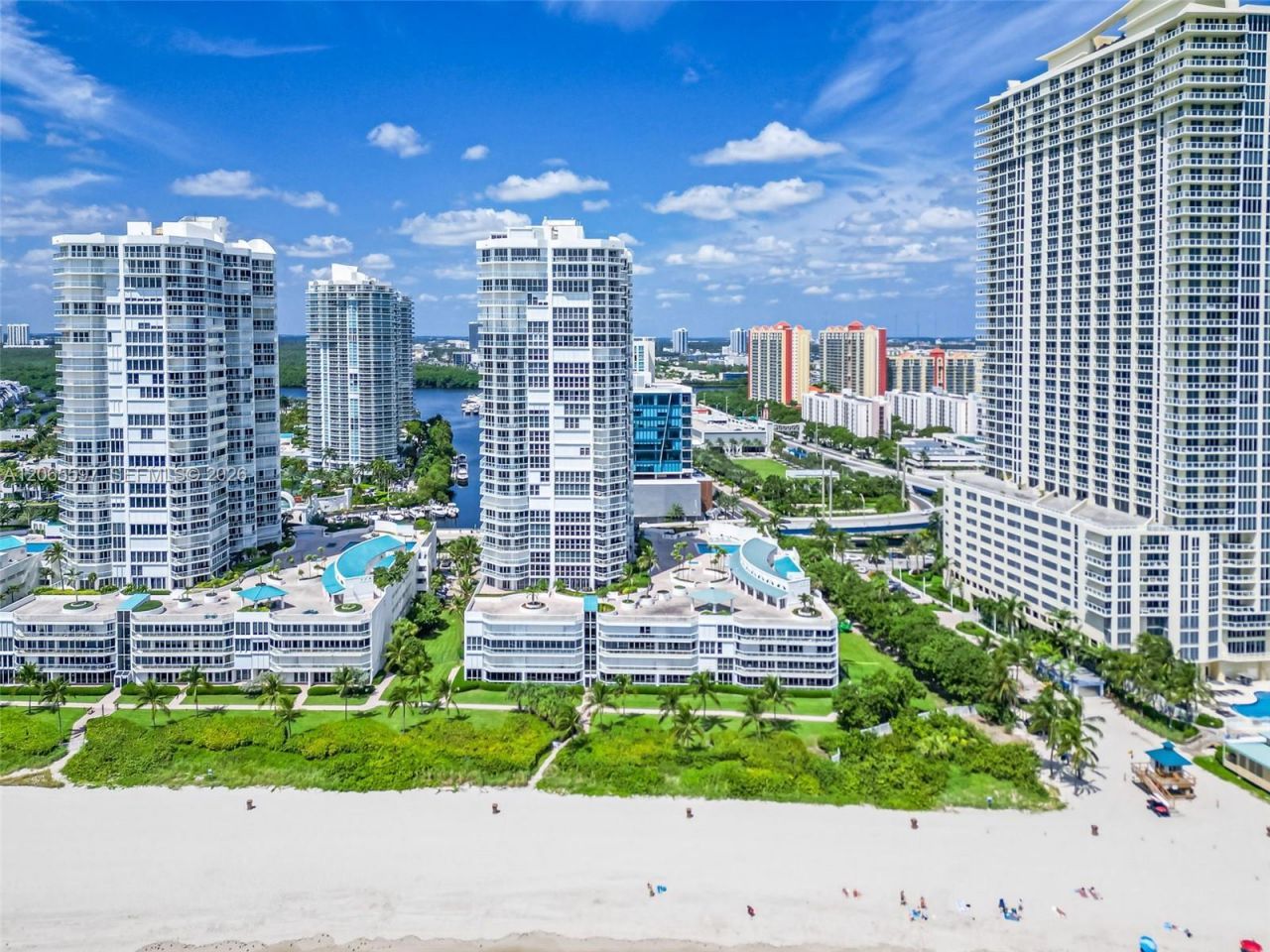 16485 Collins Ave , Unit PH35C, Sunny Isles Beach, FL 33160 Photo
