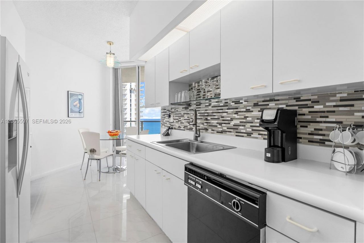 16485 Collins Ave , Unit PH35C, Sunny Isles Beach, FL 33160 Photo