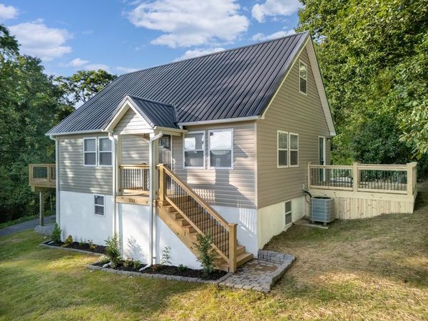 231 Sunrise Ave, BECKLEY, WV 25801