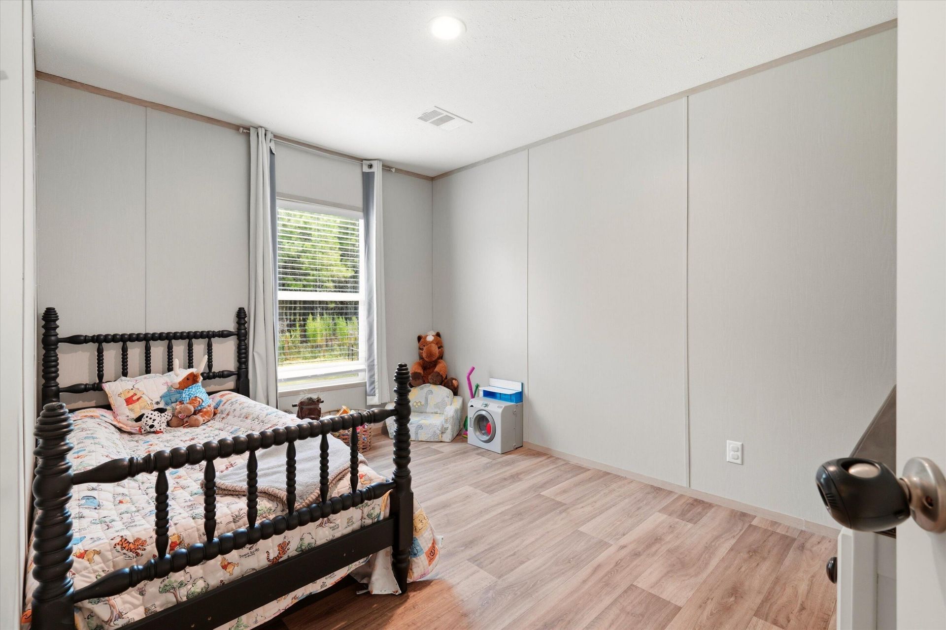 154 Beejay Lane Photo 23