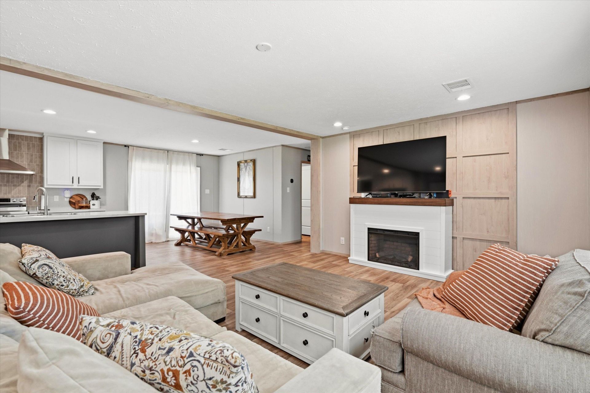 154 Beejay Lane Photo 7