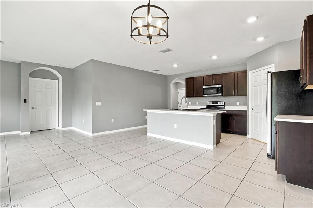 3180 Cozumel Ct, Cape Coral, FL 33909 Photo