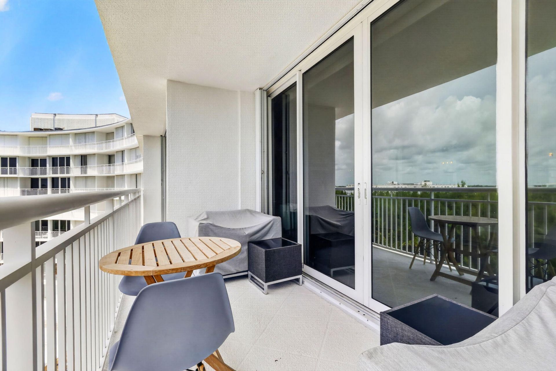 2780 S Ocean Boulevard, Unit 607, Palm Beach, FL 33480 Photo