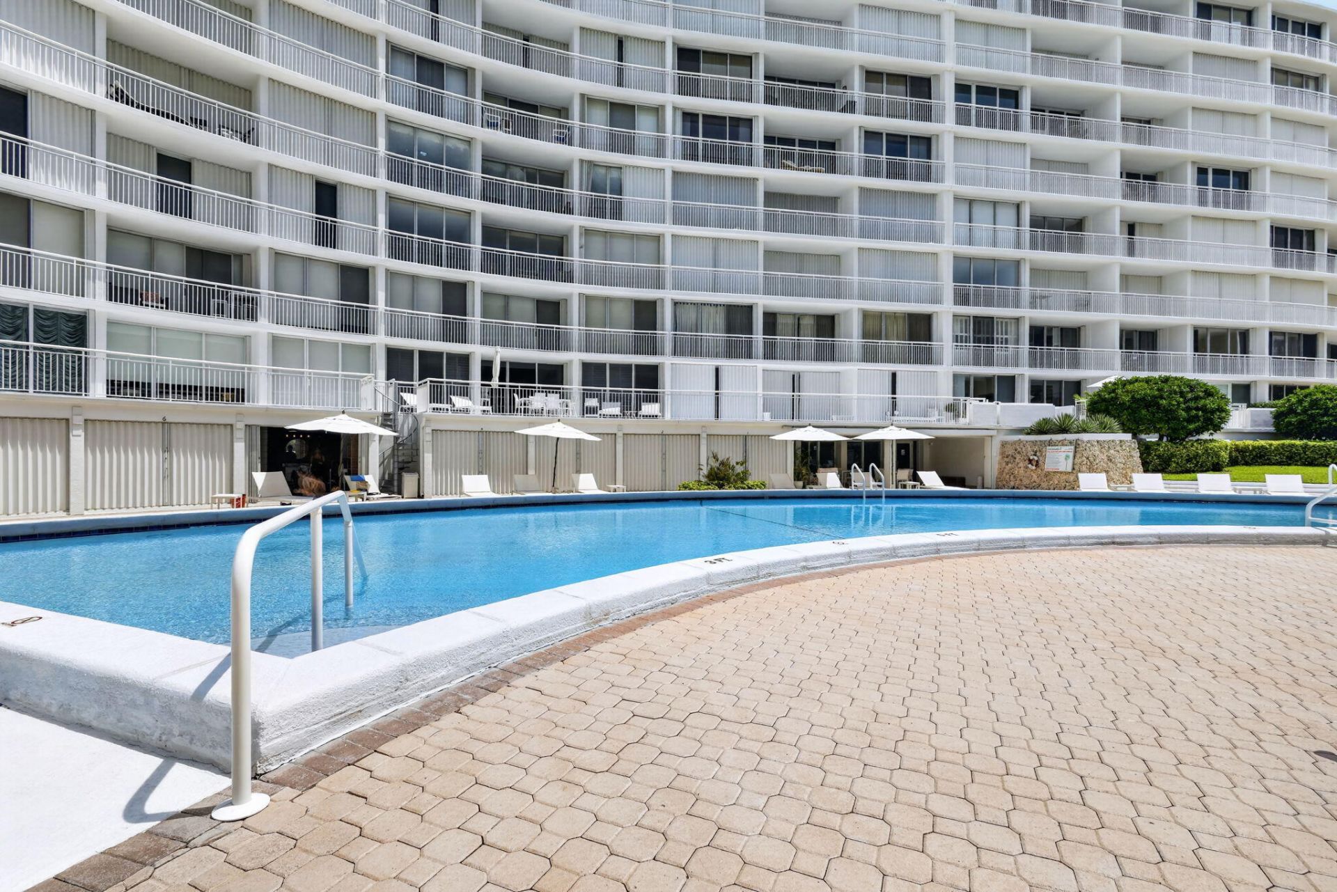 2780 S Ocean Boulevard, Unit 607, Palm Beach, FL 33480 Photo