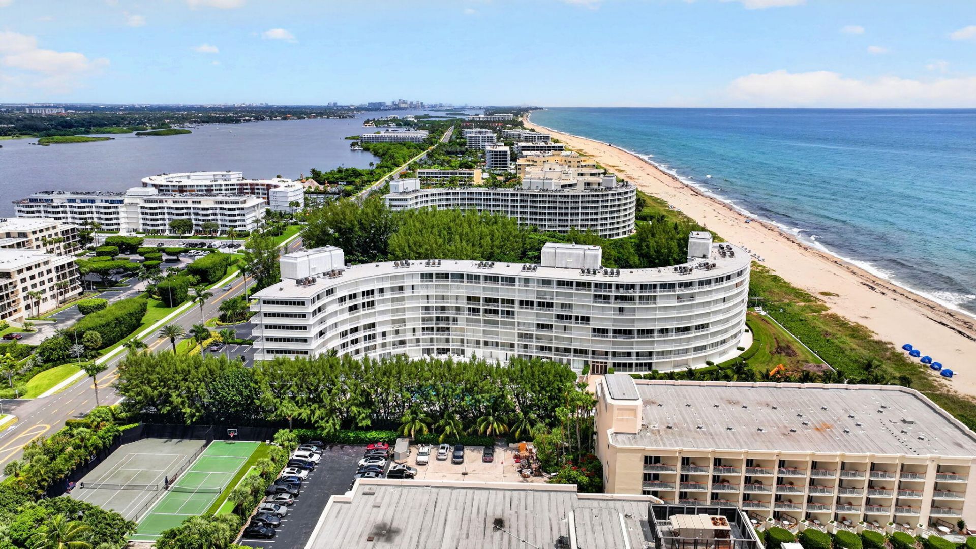2780 S Ocean Boulevard, Unit 607, Palm Beach, FL 33480 Photo