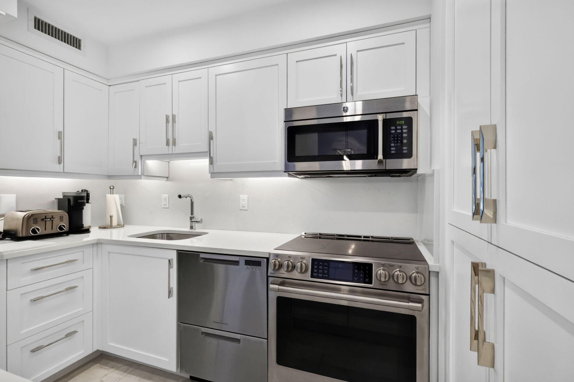 2780 S Ocean Boulevard, Unit 607, Palm Beach, FL 33480 Photo