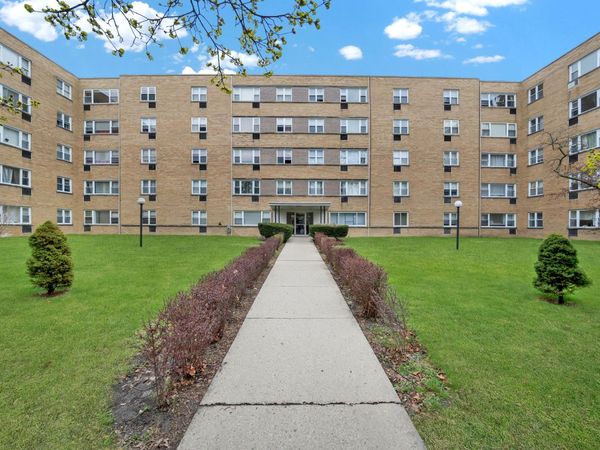 6161 N Hoyne Avenue , Unit 504, Chicago, IL 60659
