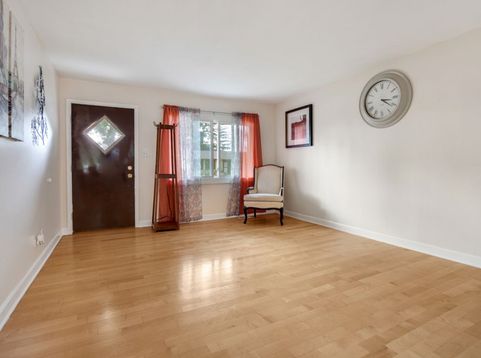 Main Photo