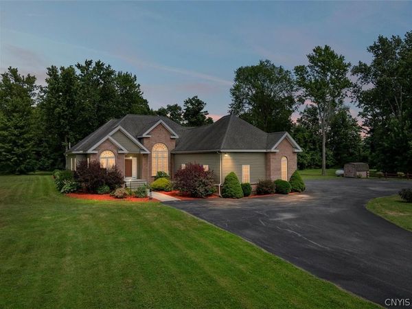 1210 Lake Road , Oneida, NY 13421