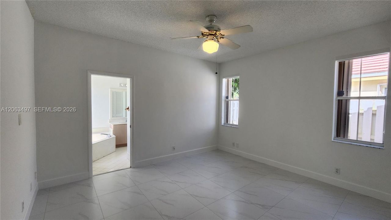 924 Falling Water Rd , Unit 924, Weston, FL 33326 Photo