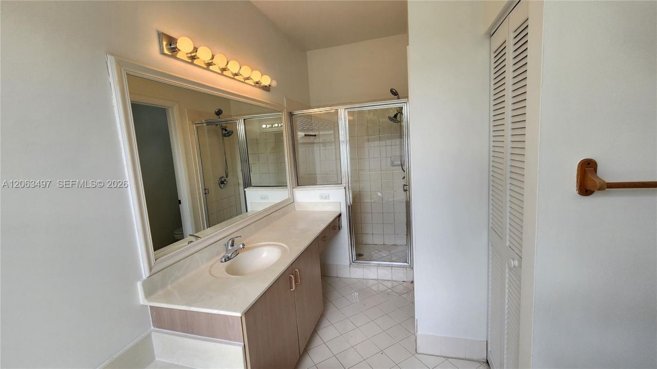 924 Falling Water Rd , Unit 924, Weston, FL 33326 Photo
