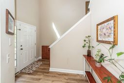 1109 Briar Rose Lane photo 4