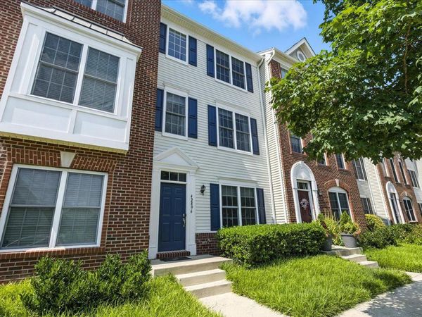 42896 PAMPLIN TERRACE, CHANTILLY, VA 20152