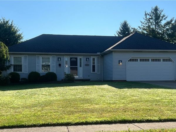 13841 Stoney Creek Drive , North Royalton, OH 44133