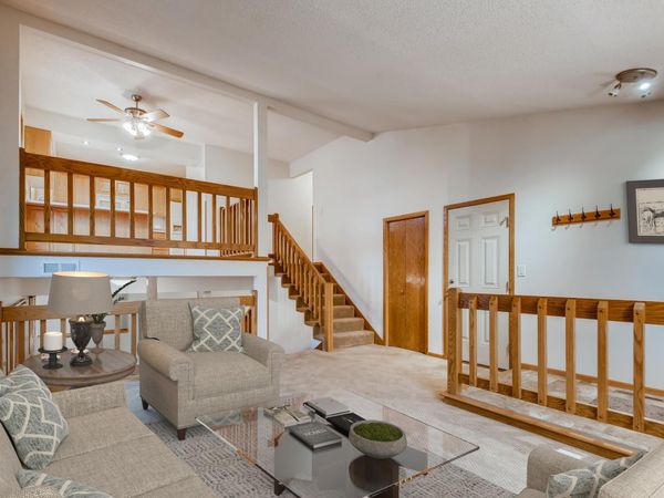6512 Gray Fox Curve, Chanhassen, MN 55317