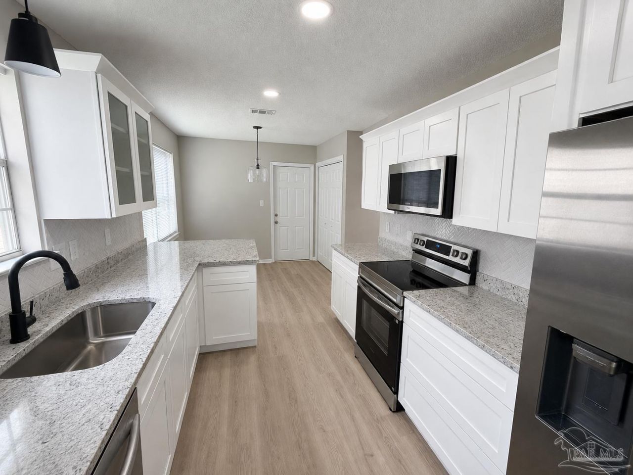 324 Mirabelle Dr, Pensacola, FL 32514 Main Photo