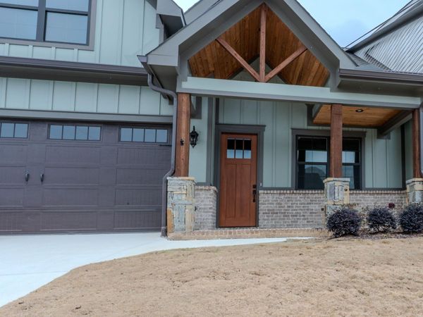 171 Whistling Straits Way, Guntersville, AL 35976