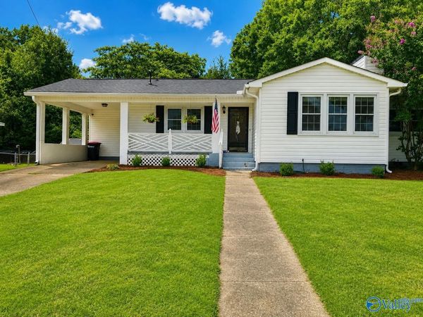 203 Manor Street, Gadsden, AL 35901