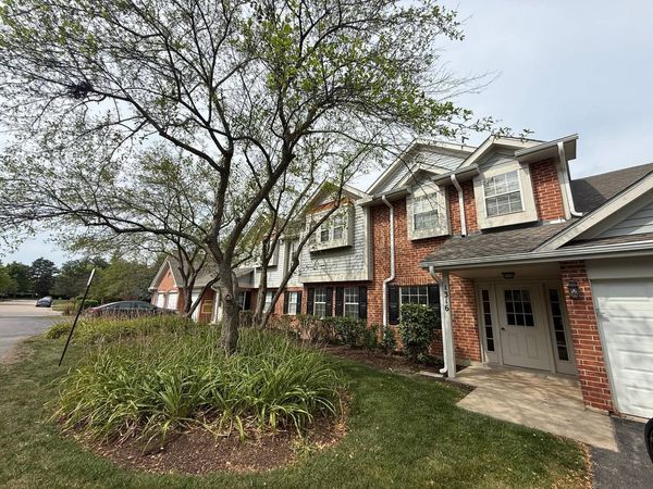 1312 E Evergreen Drive , Unit 8, Palatine, IL 60074