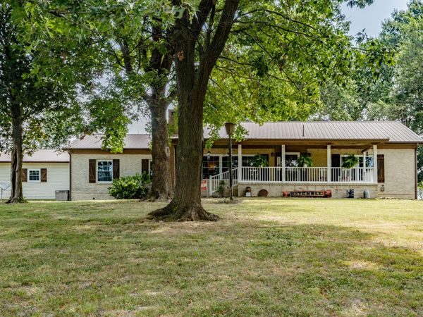 712 S Gilman Avenue , Crane, MO 65633