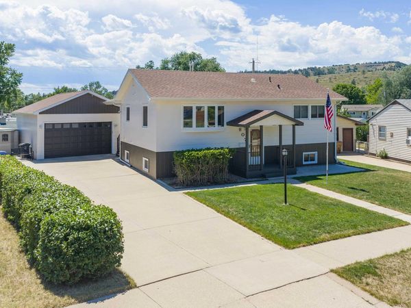 807 HORACE MANN, Rapid City, SD 57701