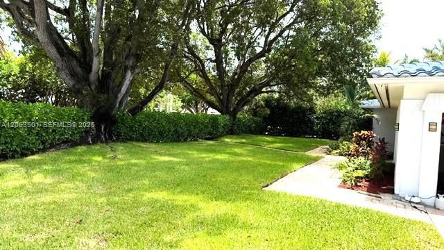 1529 Bayview Dr , Fort Lauderdale, FL 33304 Photo