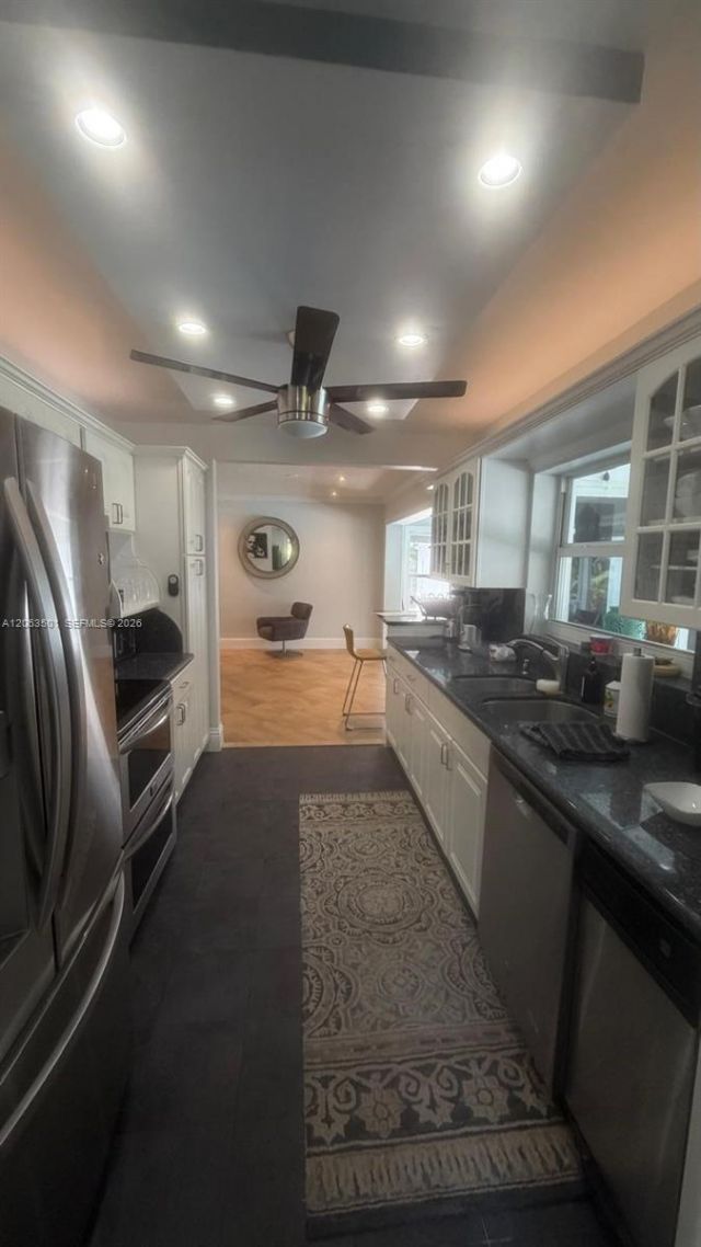 1529 Bayview Dr , Fort Lauderdale, FL 33304 Photo
