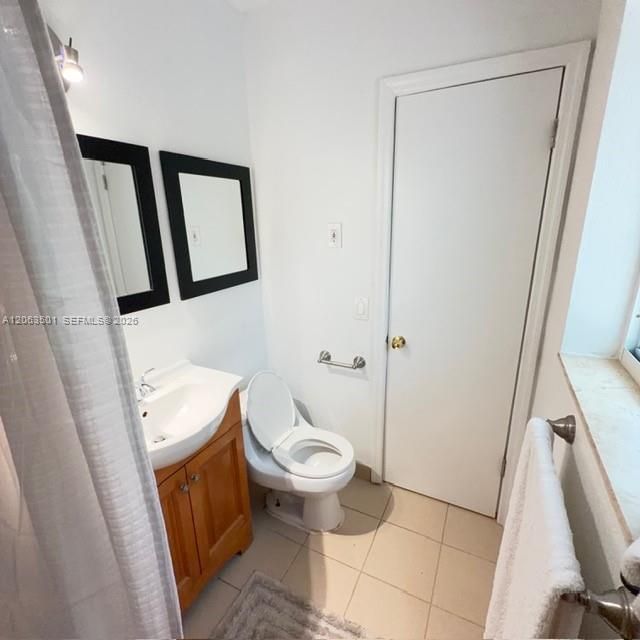 1529 Bayview Dr , Fort Lauderdale, FL 33304 Photo