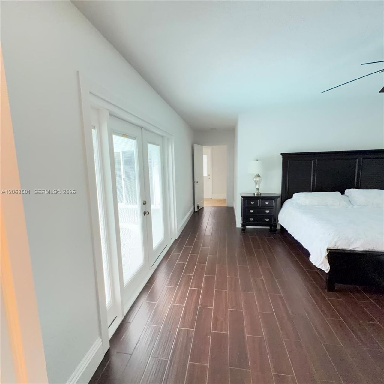 1529 Bayview Dr , Fort Lauderdale, FL 33304 Photo
