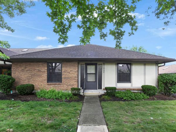 732 Pine Needles Drive, Dayton, OH 45458