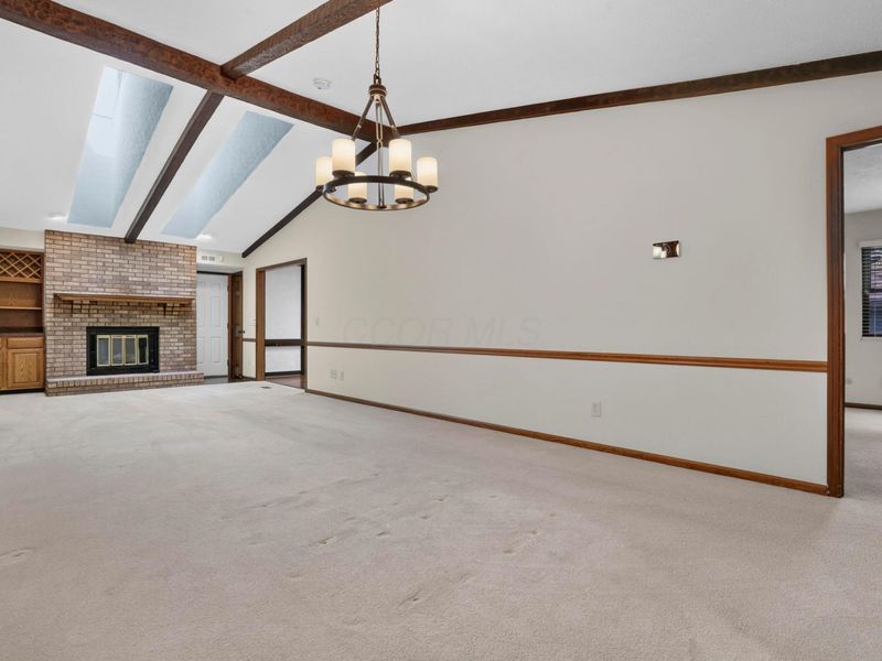 732 Pine Needles Drive, Dayton, OH 45458 Photo 10