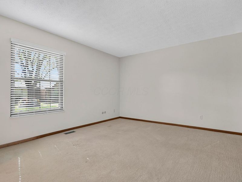 732 Pine Needles Drive, Dayton, OH 45458 Photo 31